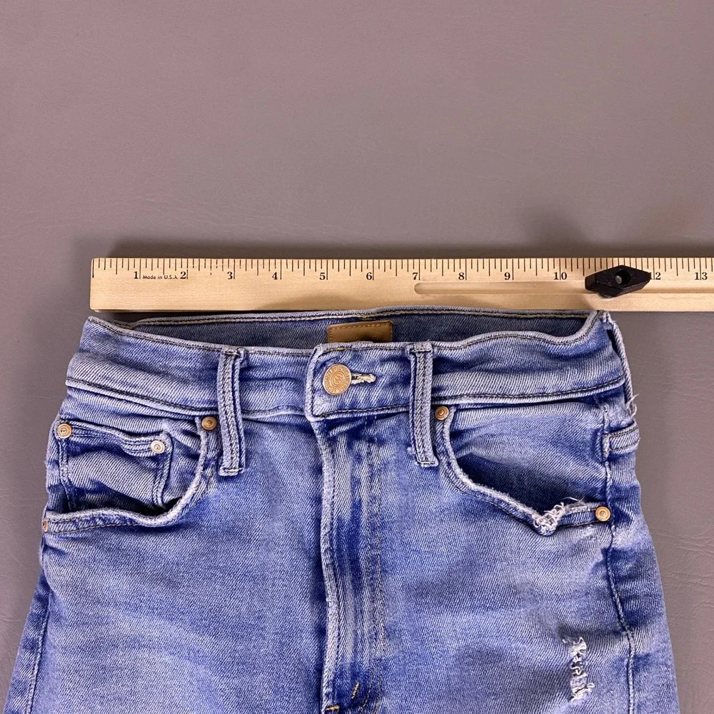 MOTHER High Waisted Rider Skimp Jeans Women's Size 25 Blue Distressed *Flaw Spot - Picture 7 of 16